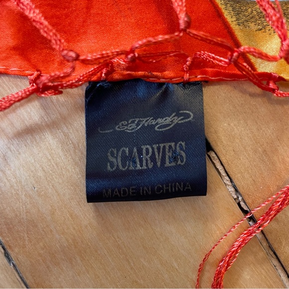 ED HARDY Y2K Vintage Silk Scarf Large Square Fringe Love Kills Slowly Graffiti - Picture 6 of 7